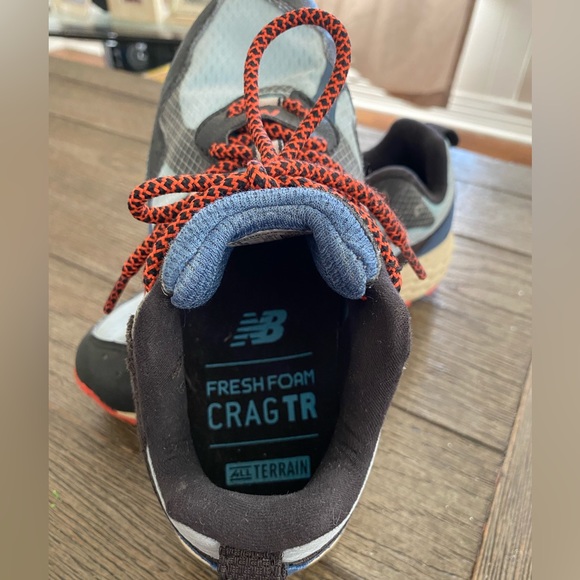 New Balance retro style Fresh Foam CRAGTR all Terrain shoes. - Picture 2 of 5